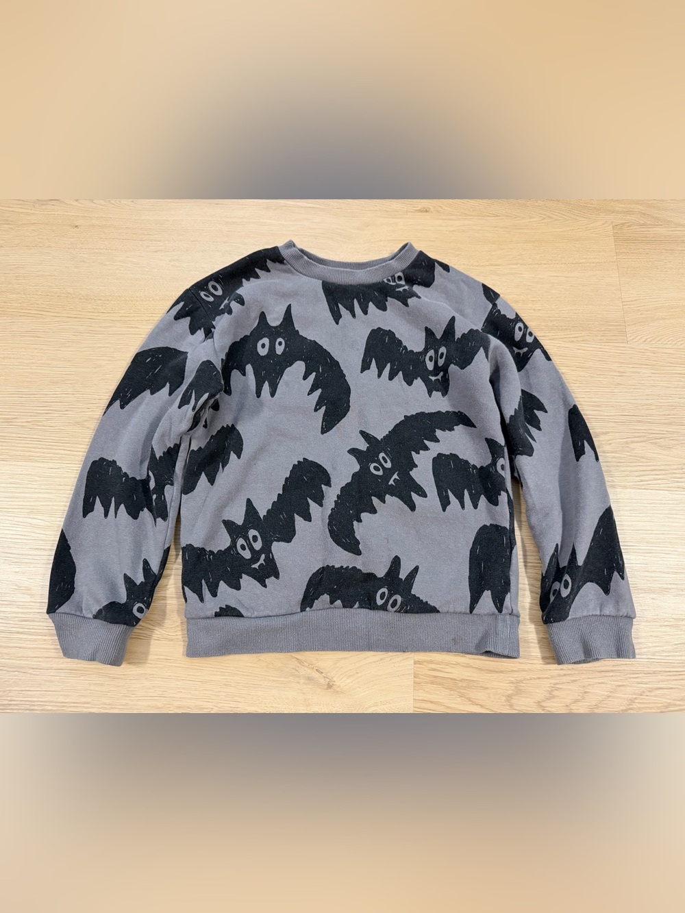 H&M Crewneck Sweatshirt Boys 6x/7 Bats Pullover Fleece Halloween Gray Black